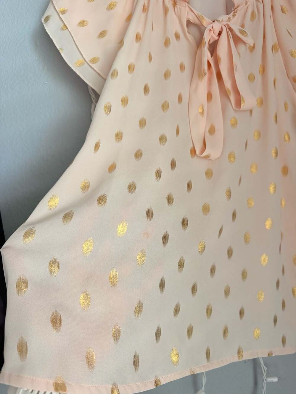 Shannon Ford New York Petite Gold Polka Dot Tie-Neck Blouse, Size PM - Picture 3 of 10